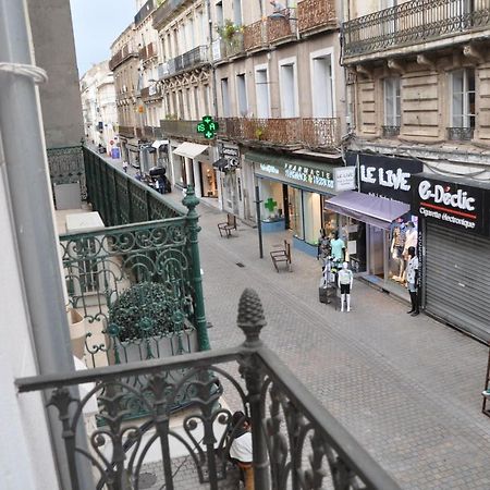 Luxe & Confort, Spacieux, Neuf, Clim Et Central 塞特港 外观 照片