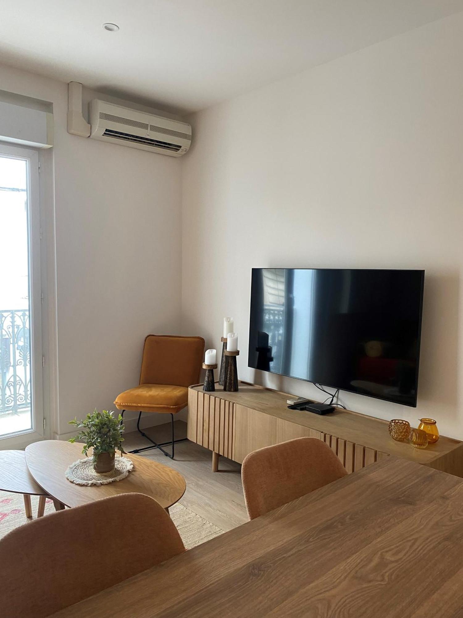 Luxe & Confort, Spacieux, Neuf, Clim Et Central 塞特港 外观 照片